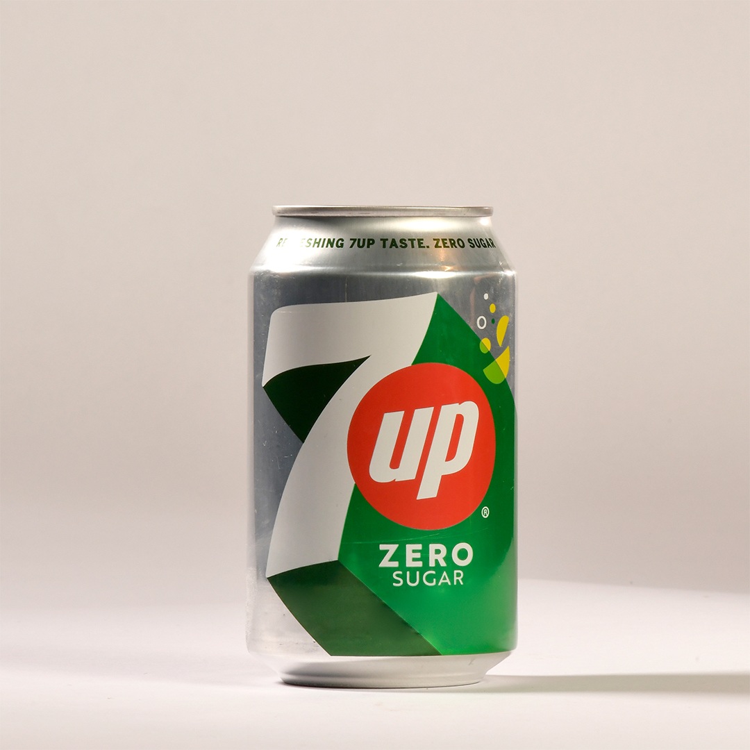 Diet 7up can